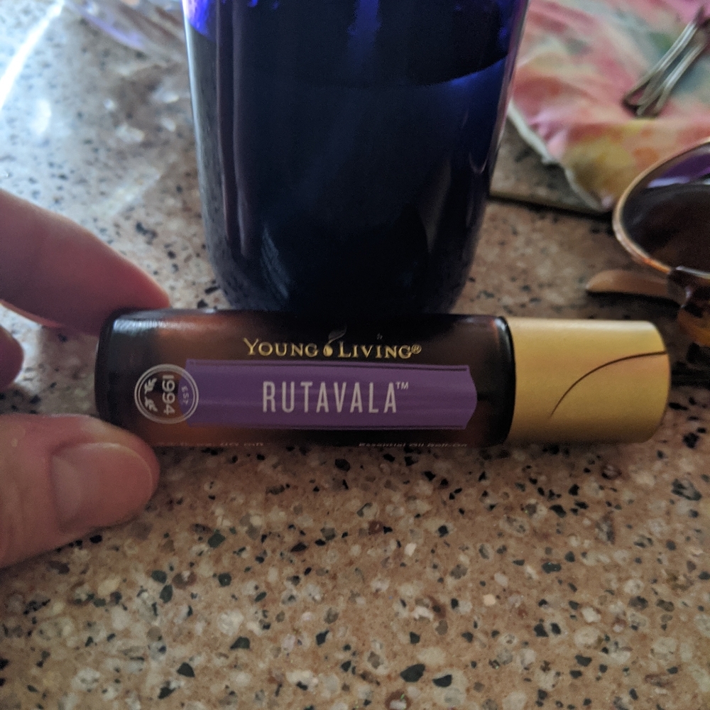 YL RutaVala never used. Leaked in shipping.